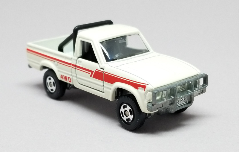 Illustration for article titled Radcast 2018: Tomica Toyota Hilux 4WD